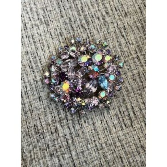 Vintage Signed Weiss Lavender & Dark Purple AB Rhinestone Brooch - Picture 5 of 6